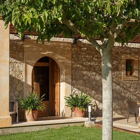 Agroturismo S'arbocar Farm stay *