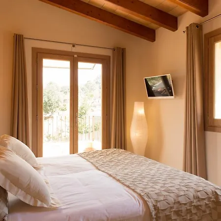 Farm stay Agroturismo S'arbocar Sant Llorenc Des Cardassar