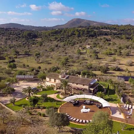 Agroturismo S'arbocar Farm stay *